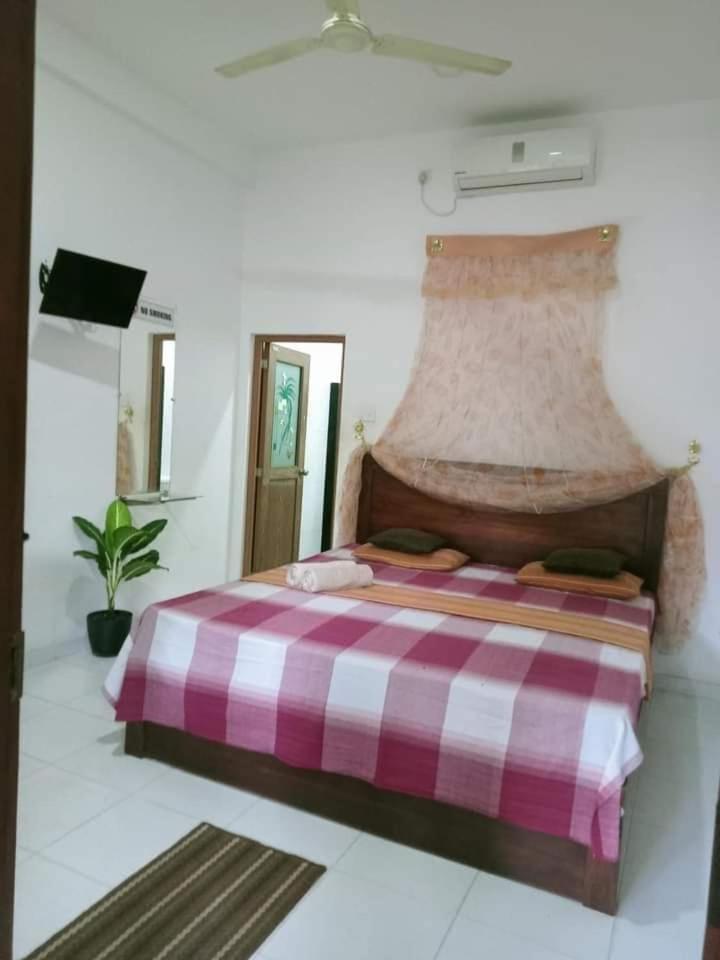 Dinimuthu Rest Inn Веллавая Екстер'єр фото
